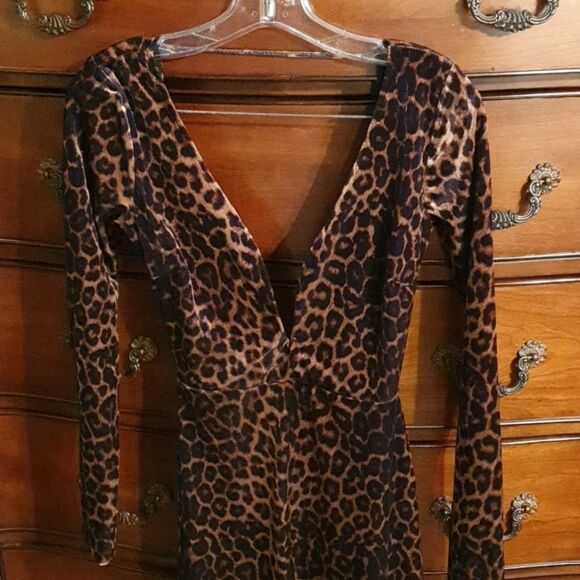 Fashion Nova Velvet Leopard Print Mini Dress sz S - Picture 4 of 7